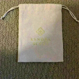 Kendra Scott dust bag